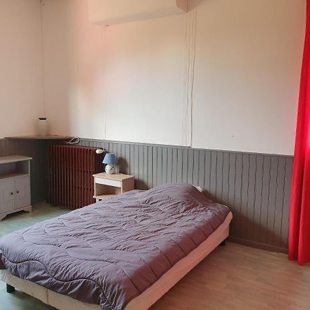 Camping Des 2 Rives- Chambres Etang-sur-Arroux Bagian luar foto