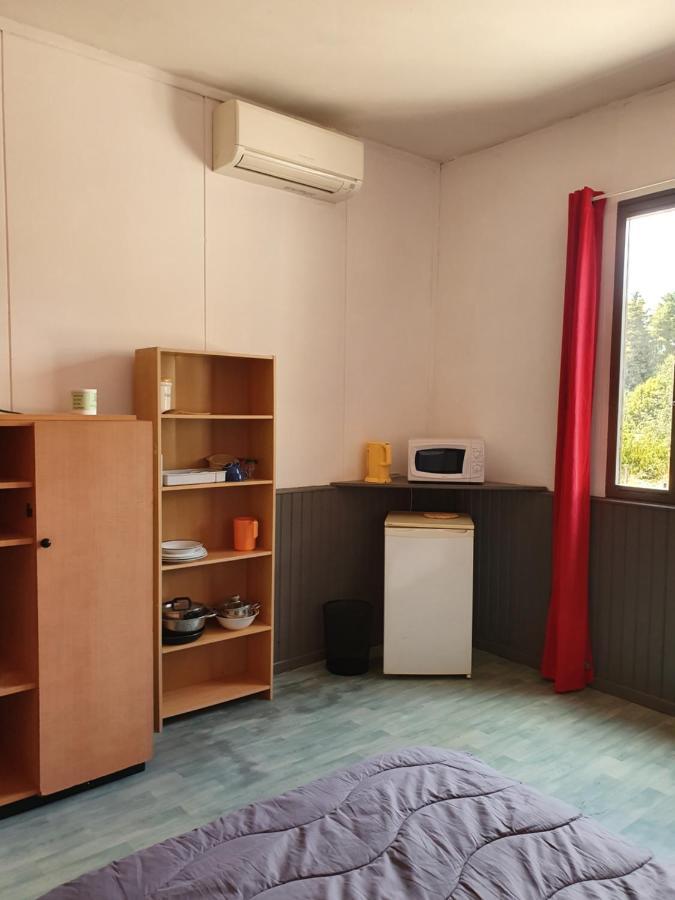 Camping Des 2 Rives- Chambres Etang-sur-Arroux Bagian luar foto