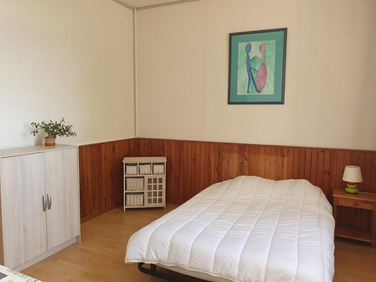 Camping Des 2 Rives- Chambres Etang-sur-Arroux Bagian luar foto