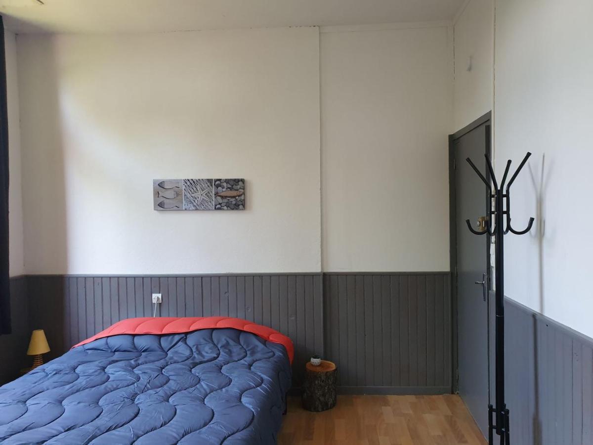Camping Des 2 Rives- Chambres Etang-sur-Arroux Bagian luar foto